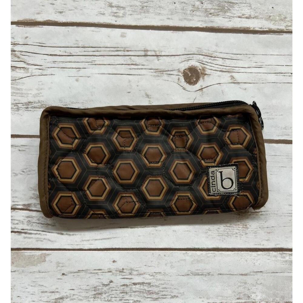 Cinda b Hexagon‎ Patterned Zip Wallet